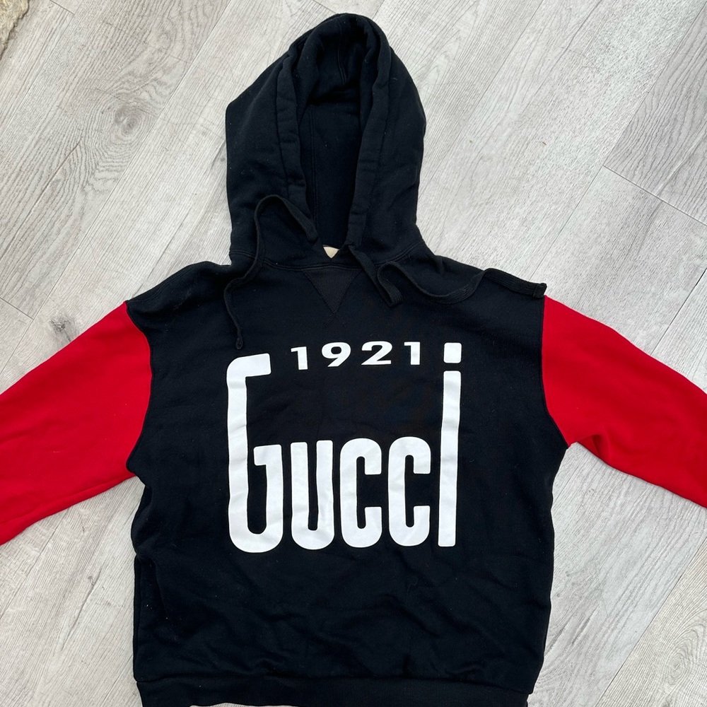 Gucci sweatshirt (M)Full description in images